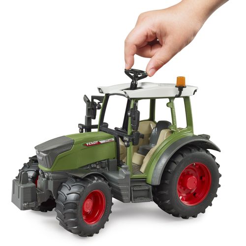 BRUDER traktor Fent Vario 211 02180 slika 1