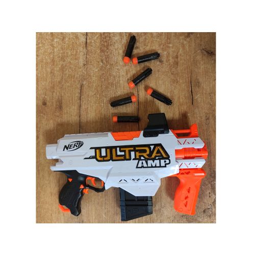 Nerf Ultra AMP puška slika 11