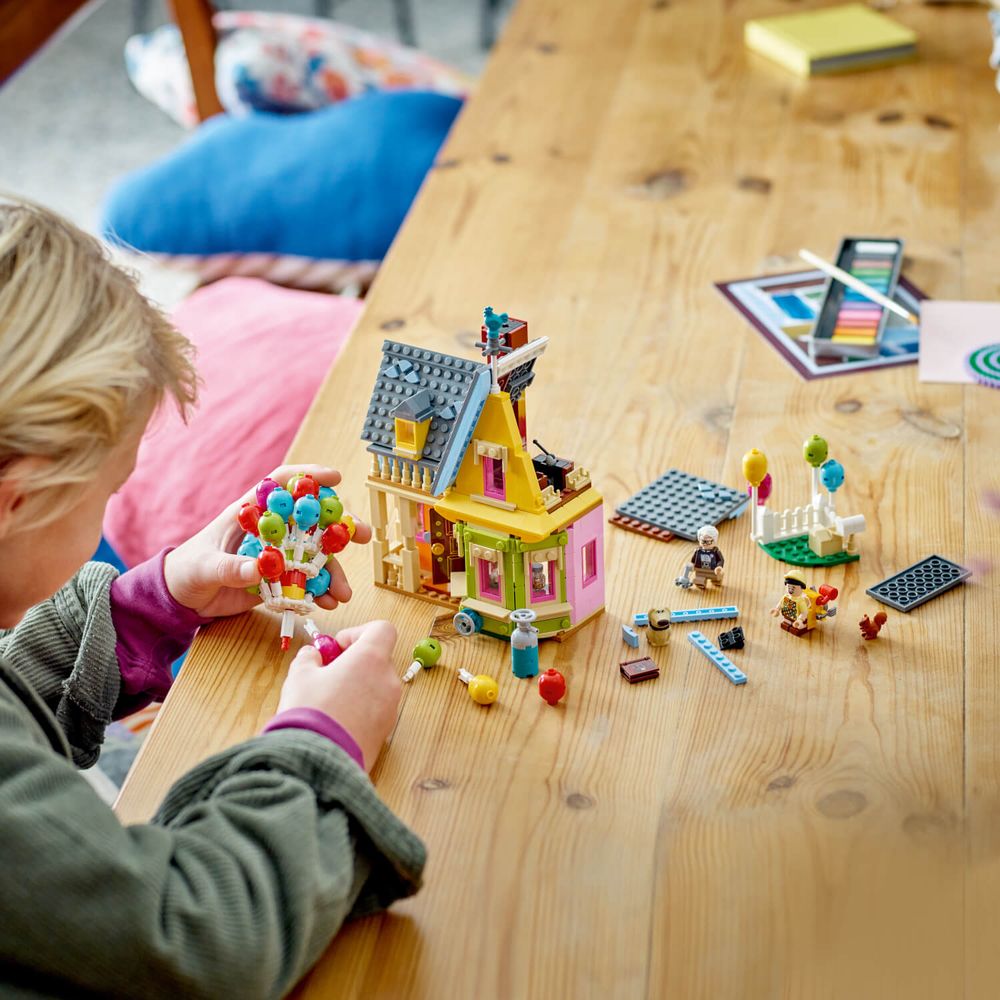 LEGO 43217 Up House slika 2