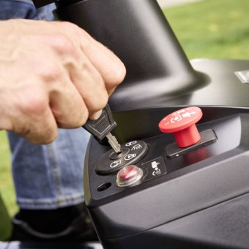 AL-KO traktor za travu sa korpom EASY 13.86.6 HD-A,    9,7 KS, mjenjač MANUAL (do 3.500m2)  slika 7