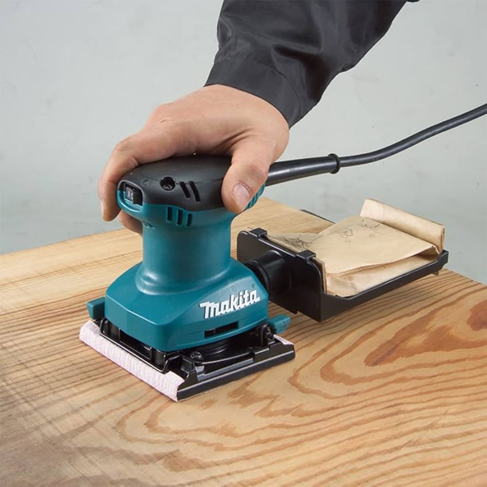 Makita - Jednoručna oscilirajuća brusilica BO4557 slika 2