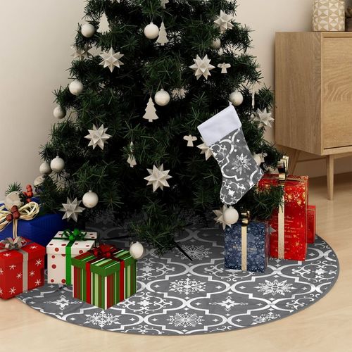 Luksuzna podloga za božićno drvce s čarapom siva 122 cm tkanina slika 1