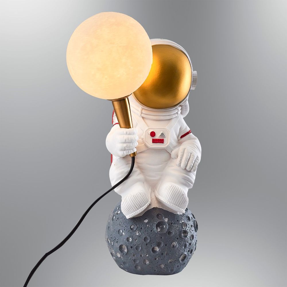 L1131 - Bijela Stolna Lampa Astronaut slika 1
