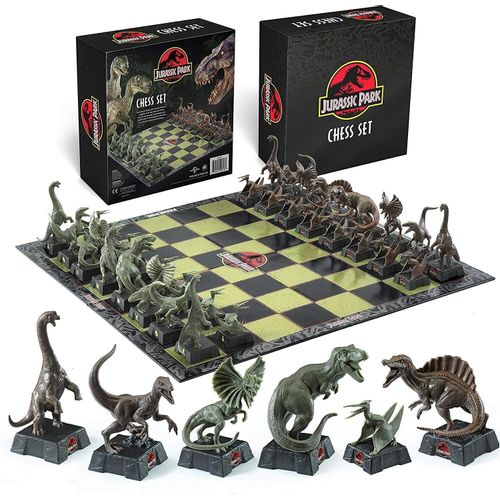 NOBLE COLLECTION - UNIVERSAL - JURASSIC PARK CHESS SET slika 6