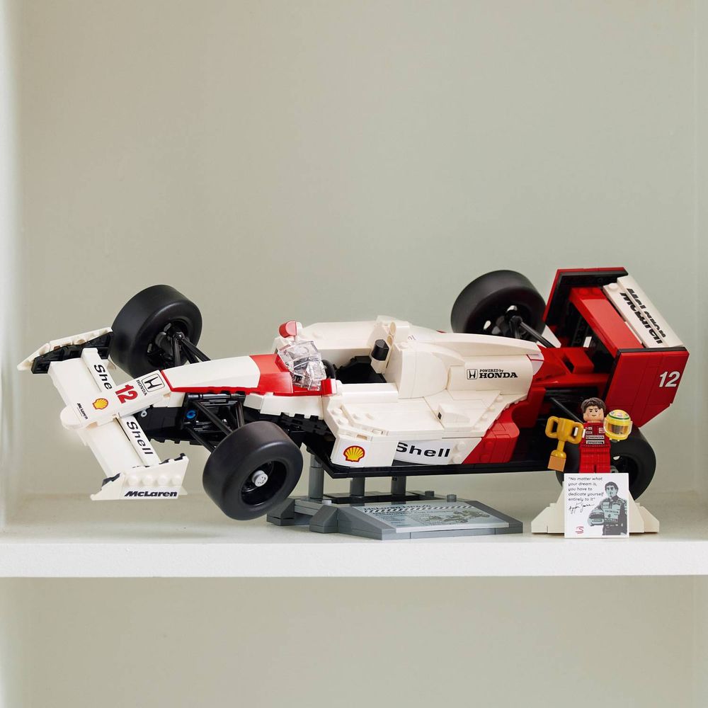 LEGO 10330 McLaren F1 MP4/4 i Ayrton Senna slika 10