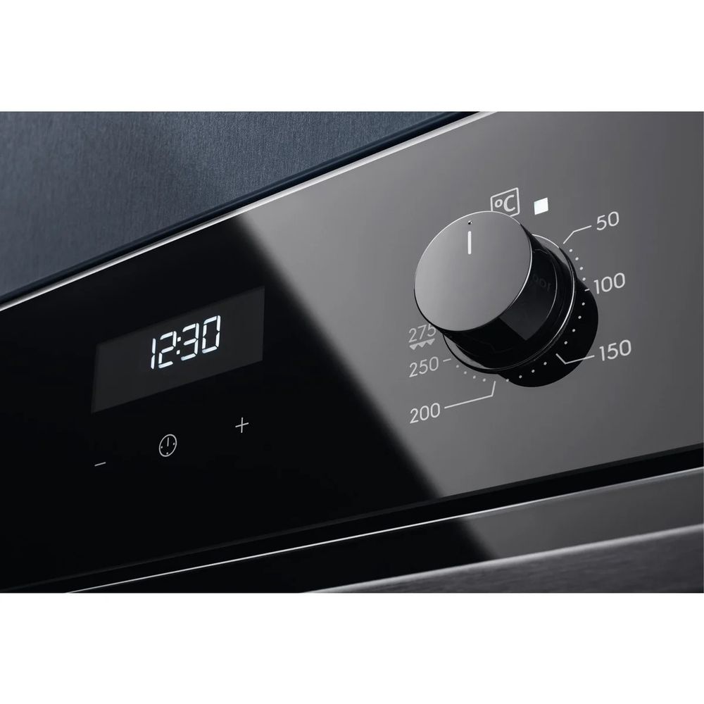 Electrolux Ugradbena pećnica EOD5C50Z - Savršeno pečenje uz SteamBake tehnologiju slika 4