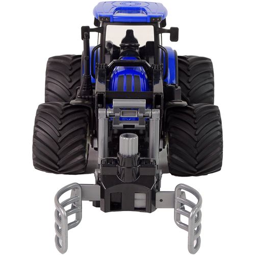 Plavi traktor na daljinsko upravljanje slika 4