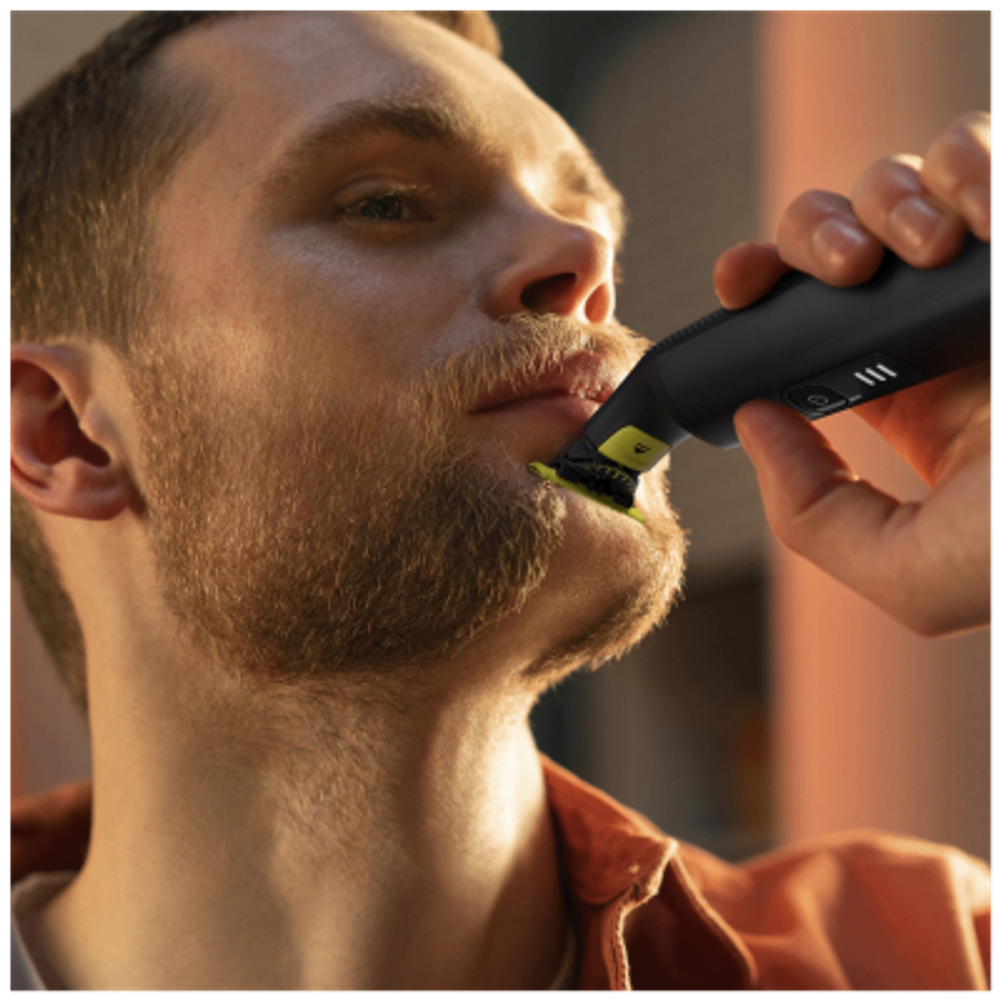 Philips Brijač OneBlade Pro 360 QP6542/15 slika 2