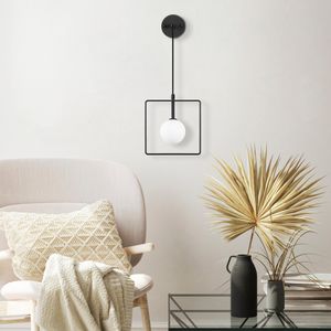 Geometri - 11115 Black
White Wall Lamp