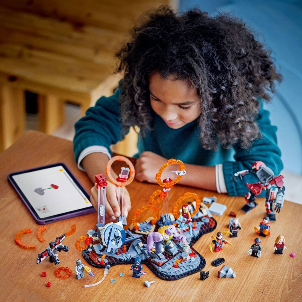 LEGO 76323 Avengers: Endgame Final Battle slika 8