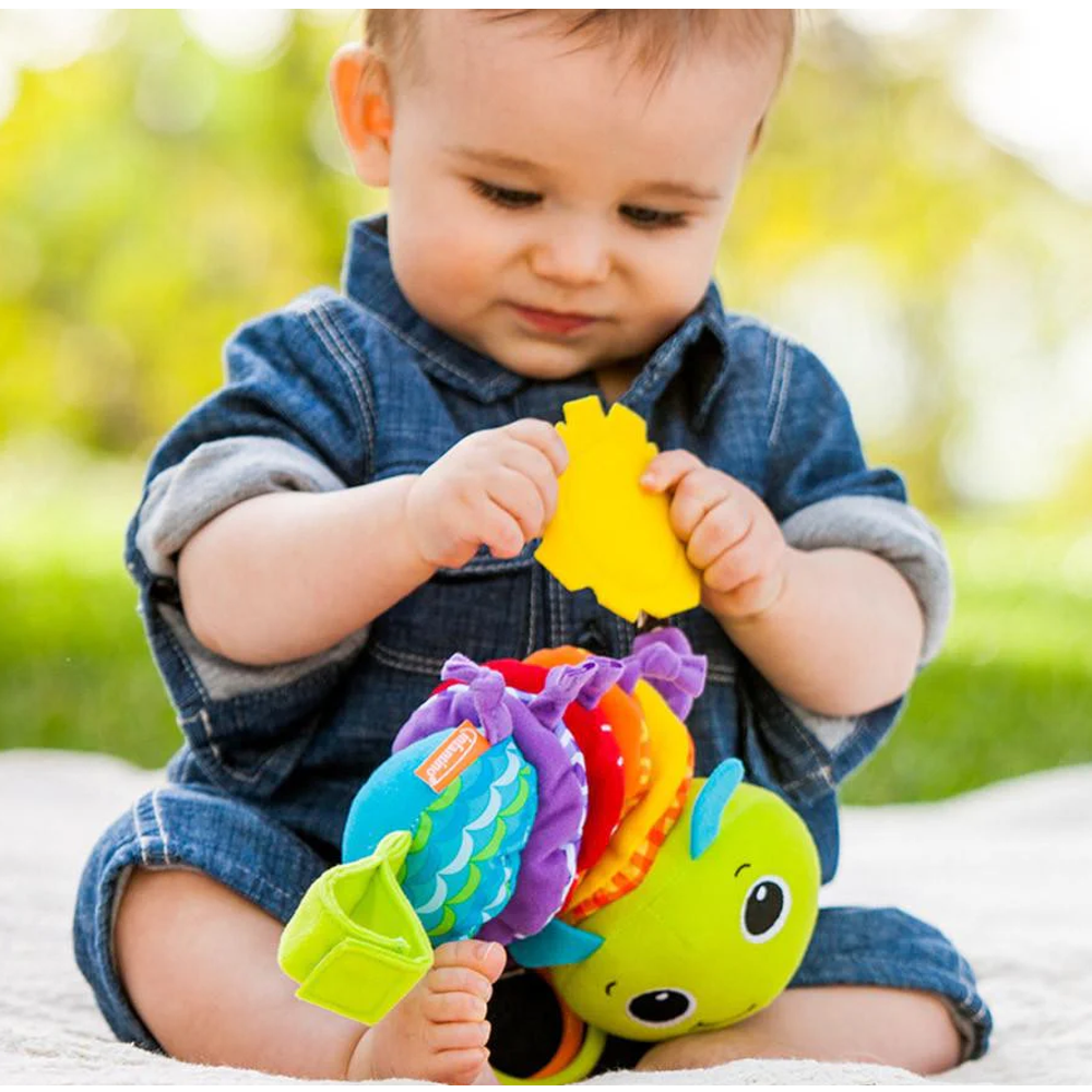 Infantino 005366 Plišana igračka Hug & Tug Musical Bug™ slika 4