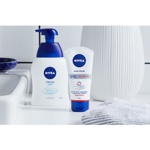 Nivea set Repair Care krema za ruke + Creme Soft tekući sapun