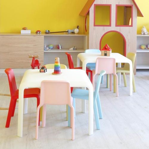 Dizajnerski stol za djecu — by FIORAVANTI slika 5