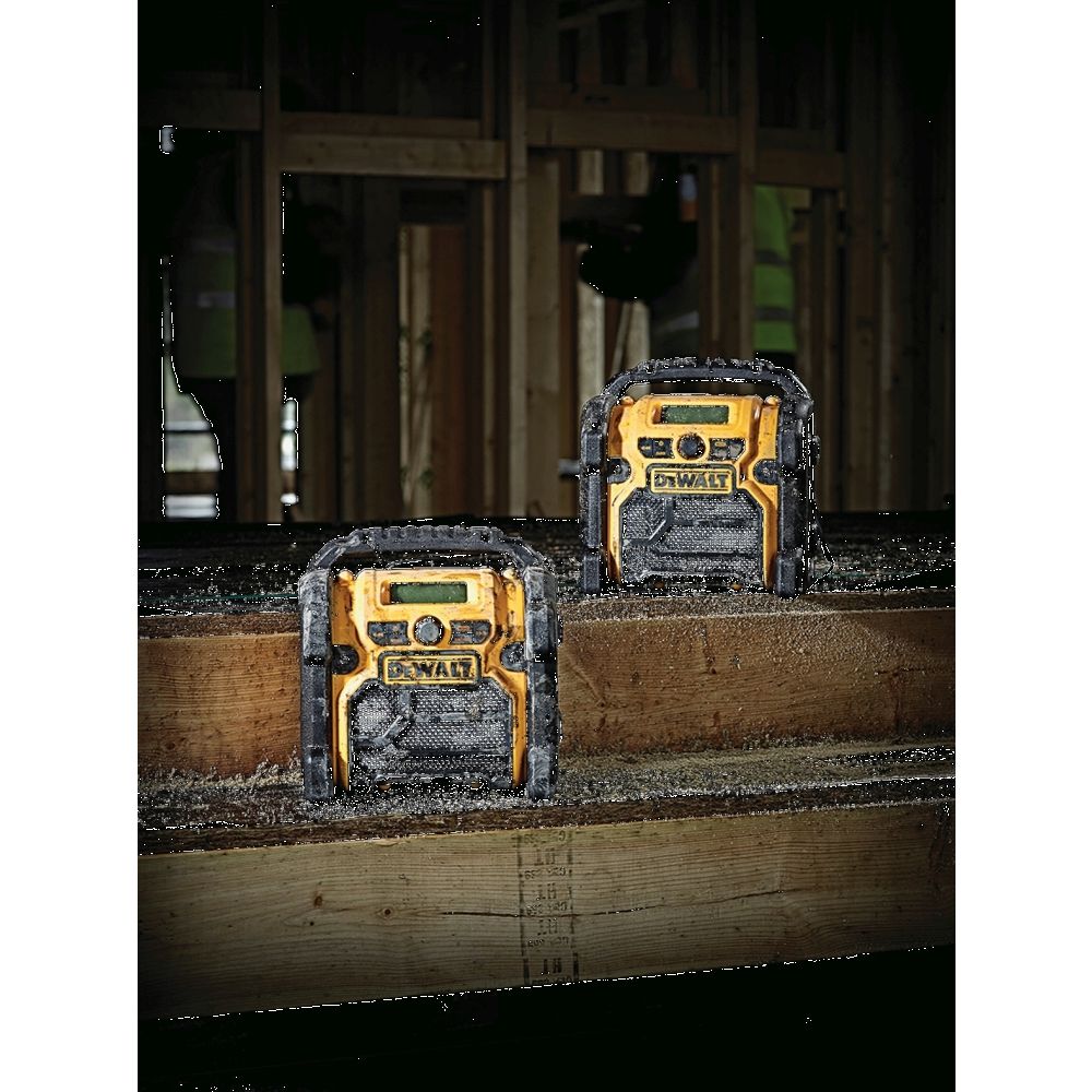 FM/AM DIGITALNI RADIO Dewalt DCR019 slika 2