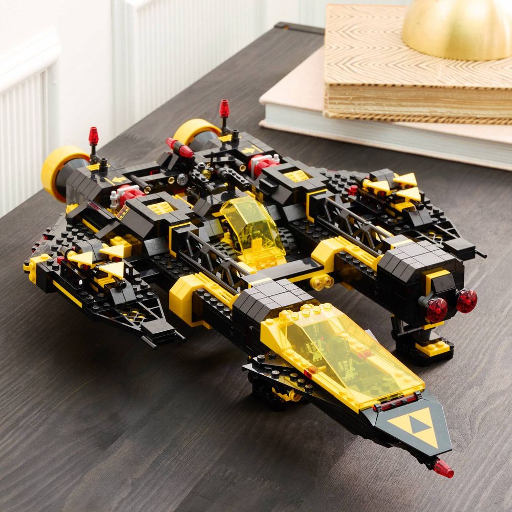 LEGO 10355 Blacktron Renegat slika 12