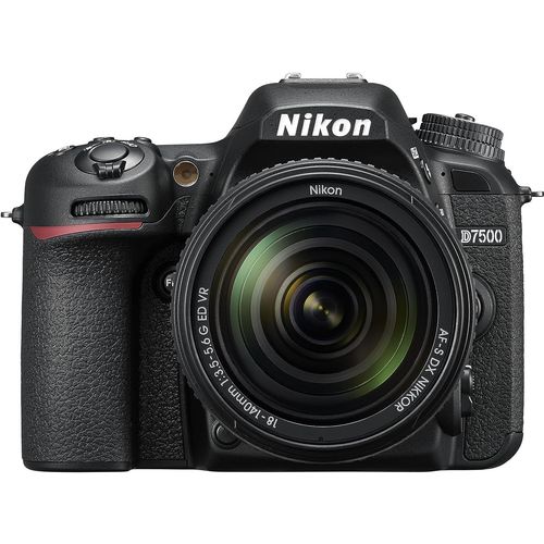 Nikon D7500 + AF-S DX NIKKOR 18-140 VR slika 1