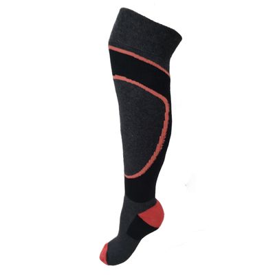 SOCKS BMD Termo dokolenica art.159 vel.39-42 boja A9

Termo dokolenica. Čarapa vrhunskog kvaliteta od češljanog pamuka. 80% pamuk, 20% poliamid. Vrhunski kvalitet i moderan dizajn. Ekstra širok rend, drži čarapu a ne steže nogu. U finom oblikovanom listu leži sva udobnost. Frotirna unutrašnjost pruža nozi svu potrebnu toplotu. Ekstra fini završetak.