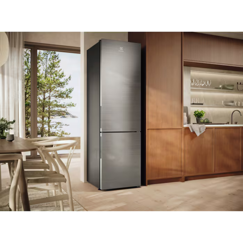 Electrolux kombinirani hladnjak ENT7MD36X slika 7