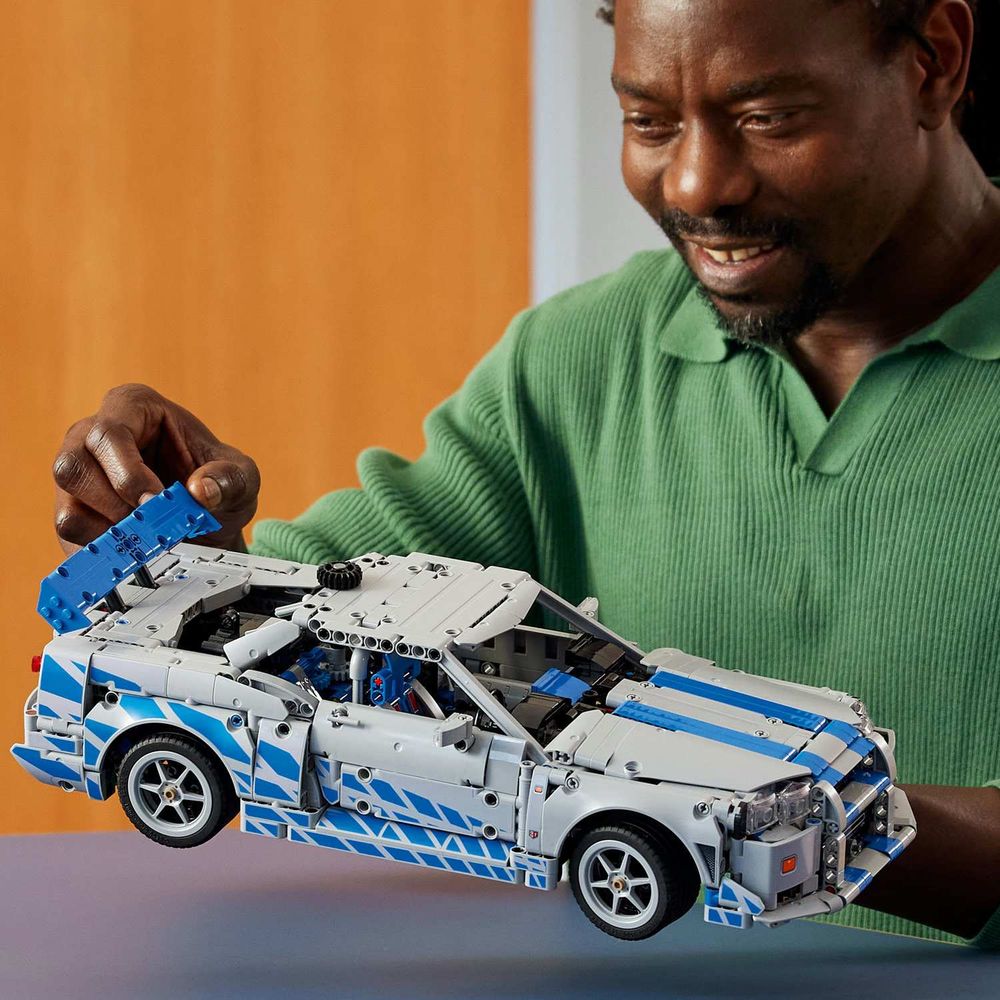 LEGO 42210 2 Fast 2 Furious Nissan Skyline GT-R (R34) slika 8