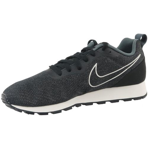 Nike md runner 2 eng mesh 916774-002 slika 4