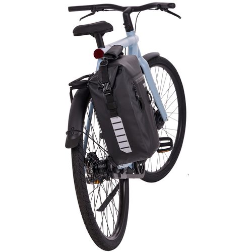 Thule Shield bisaga crna 22L slika 8