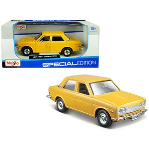 Maisto Metalni model autica 1:24 1971 Datsun 510 31518YL