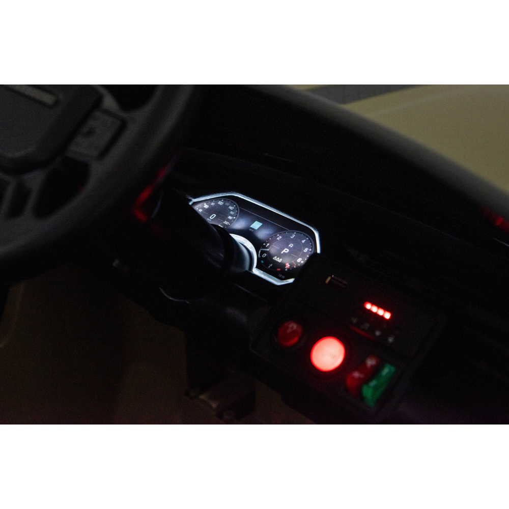 8070730 Auto na akumulator Land Rover Defender slika 12