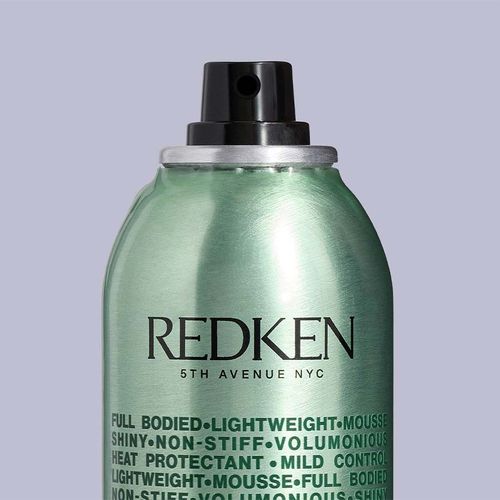 Redken Styling by Redken Touchable Texture Spray 200ml slika 2