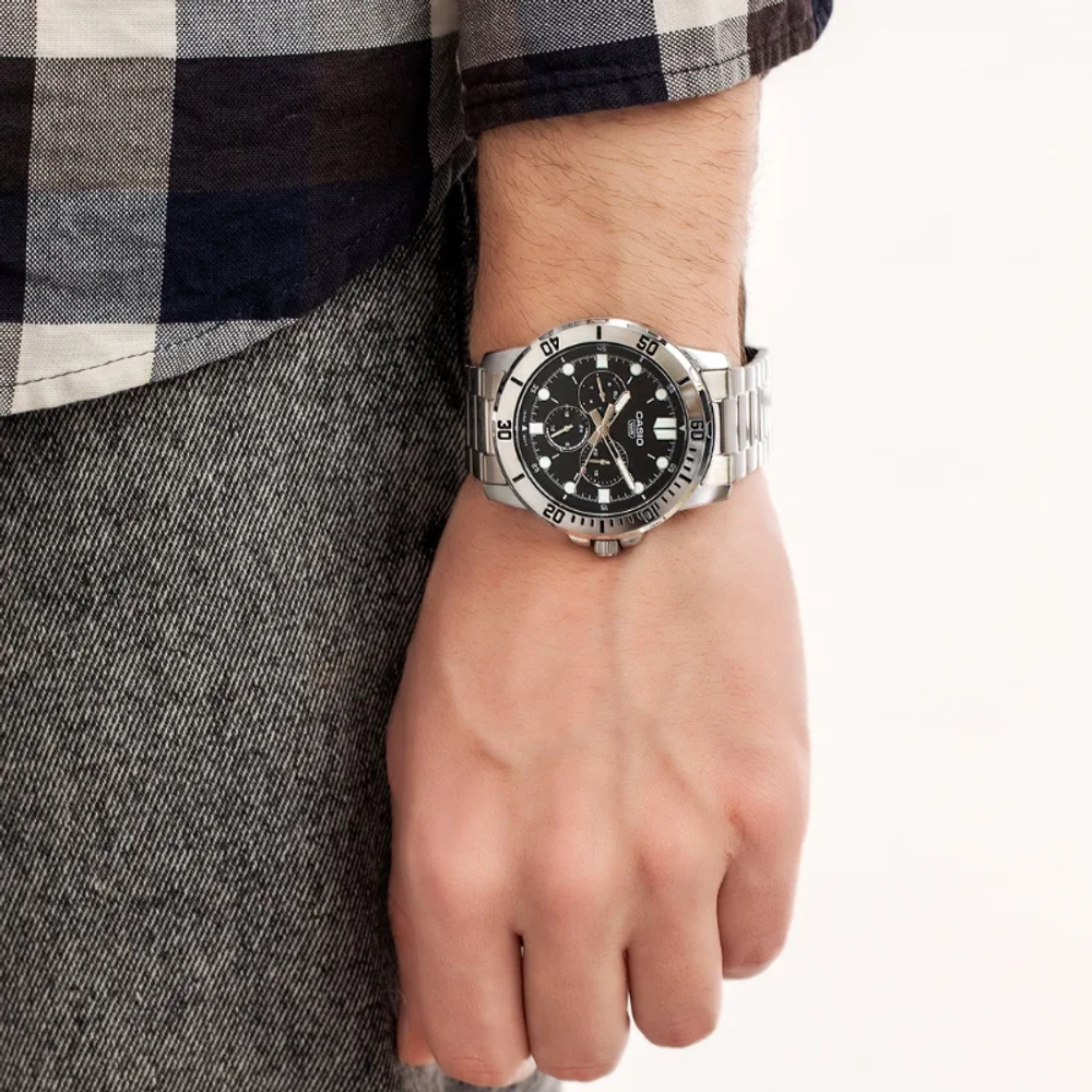 RUČNI SAT CASIO MTP-VD300D-1EUDF slika 3