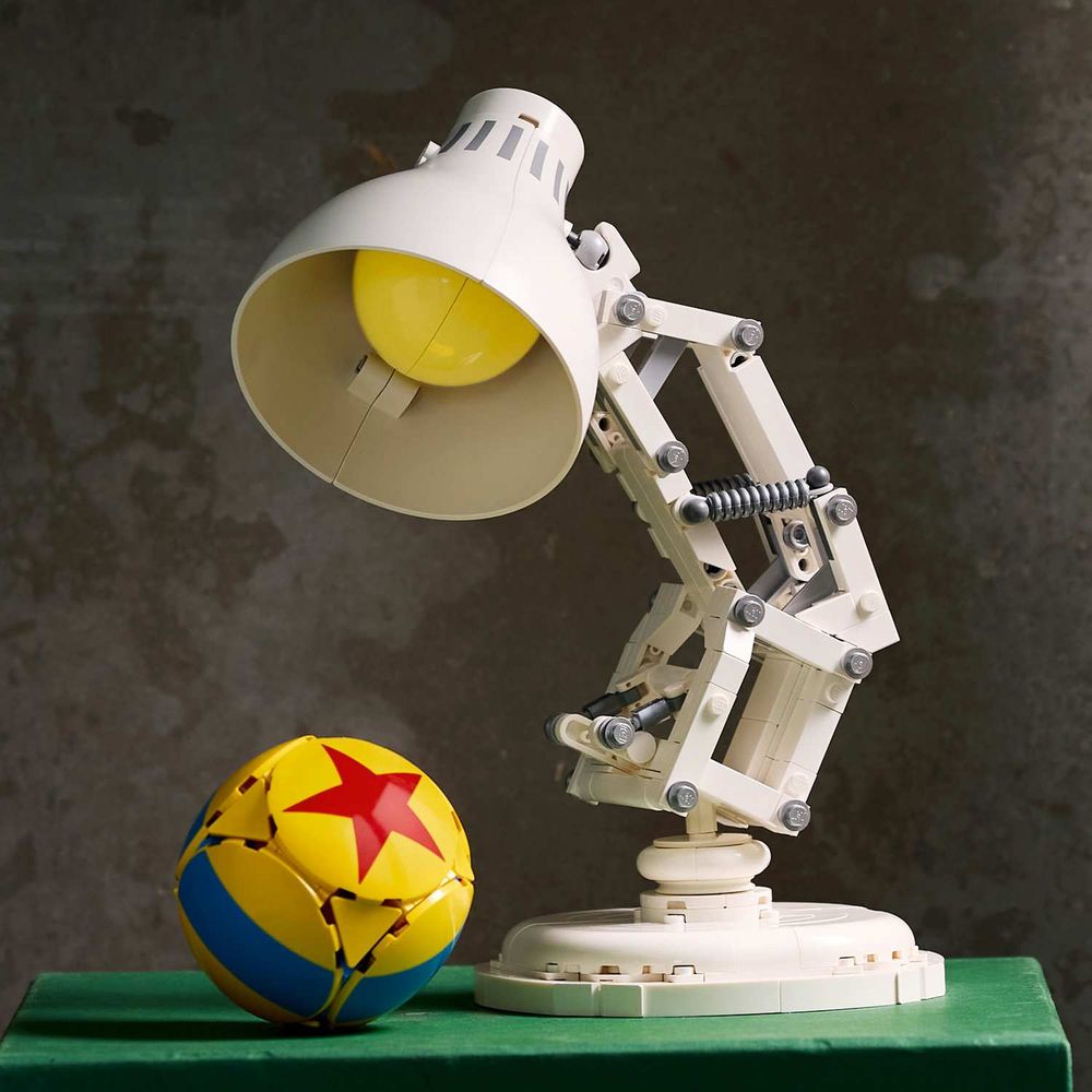 LEGO 21357 Disney Pixar Luxo Jr. slika 7