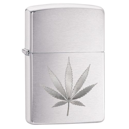 Zippo upaljač metalni na benzin 29587 slika 1