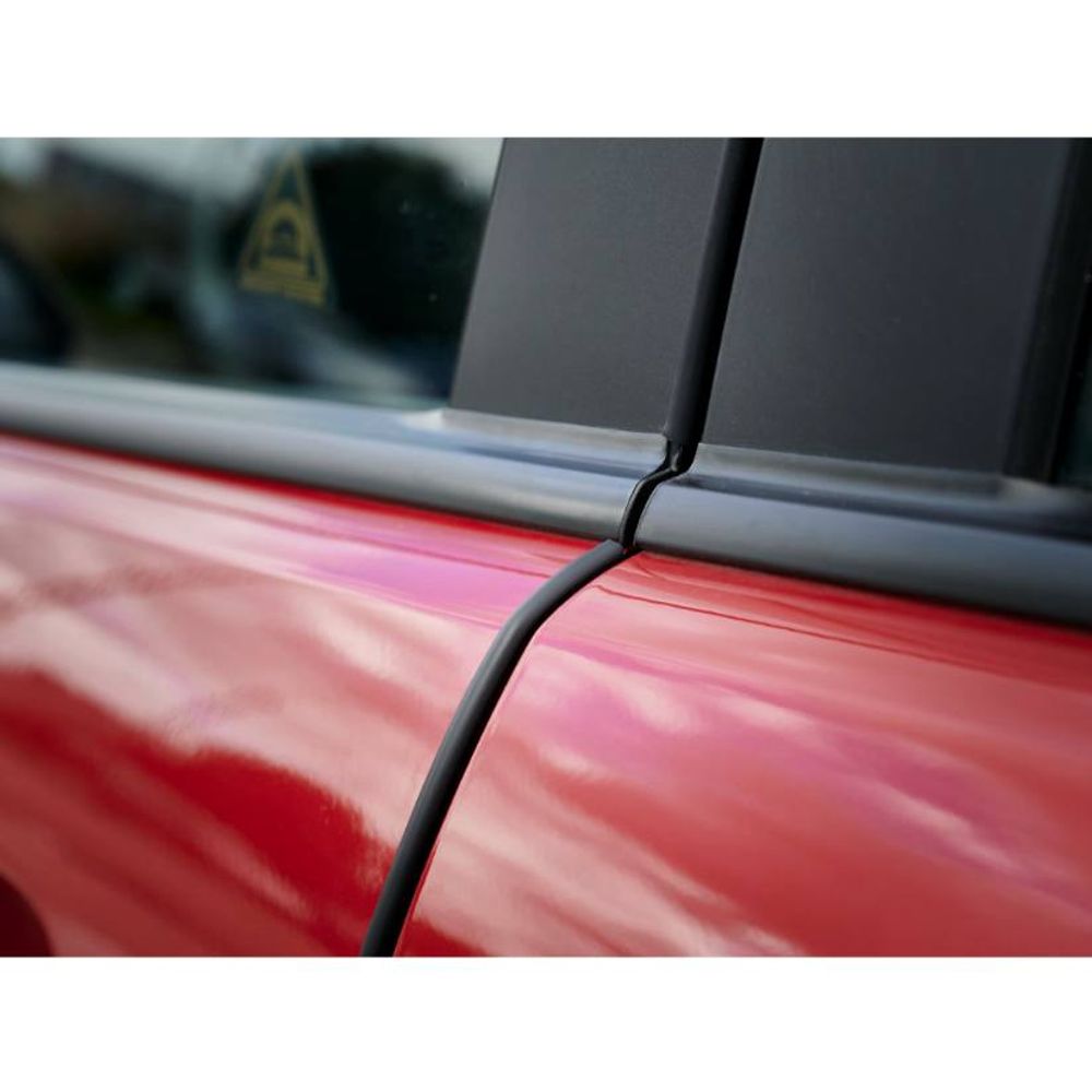 Traka štitnik ruba vrata automobila 5m crna slika 4