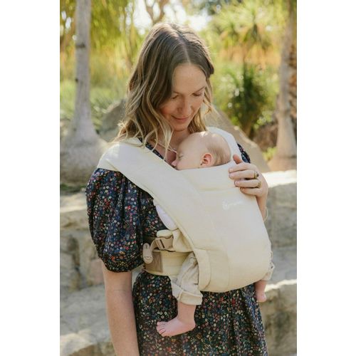 Ergobaby Embrace nosiljka Cream slika 23