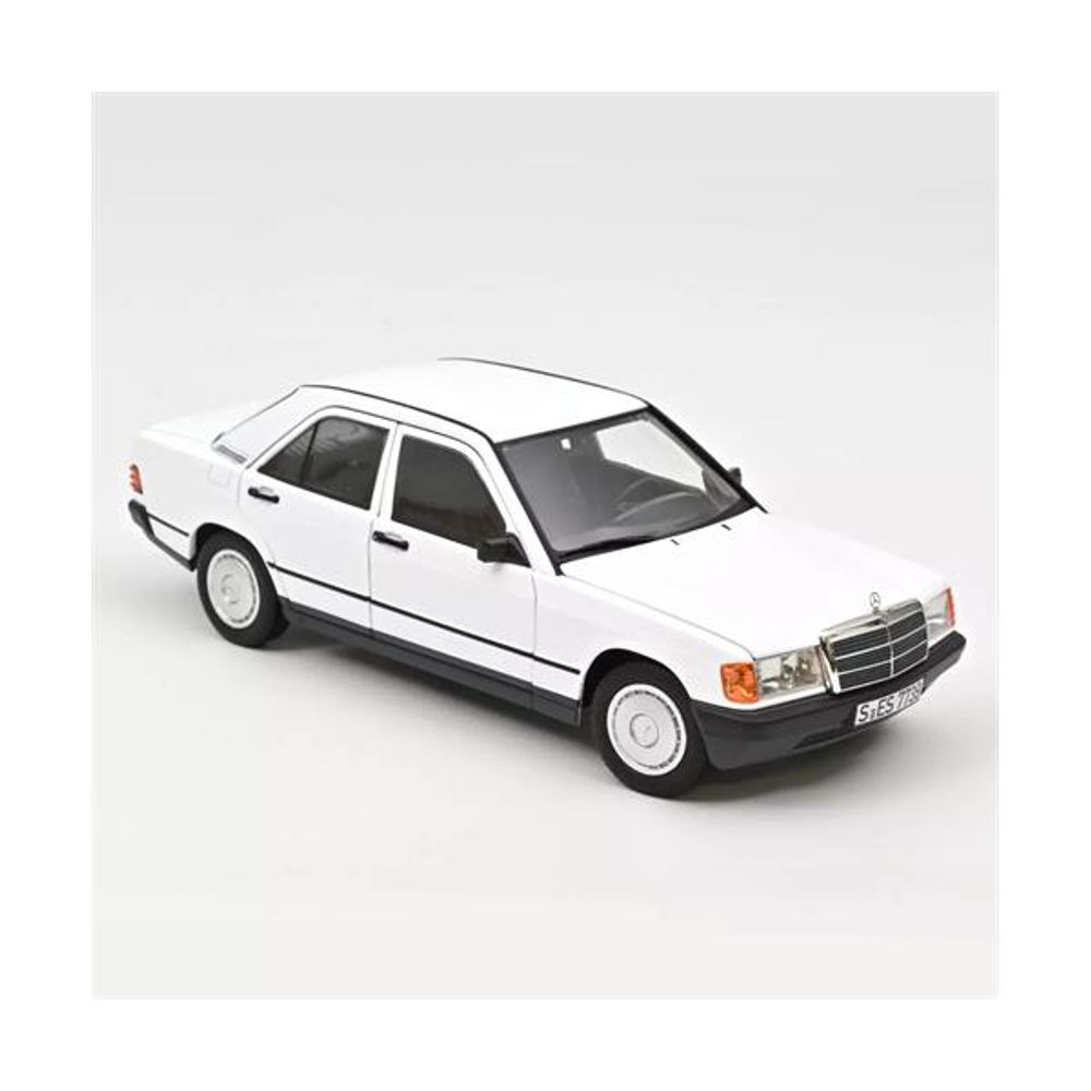 Norev Mercedes-Benz 190E 1984 - White 1:18 slika 1