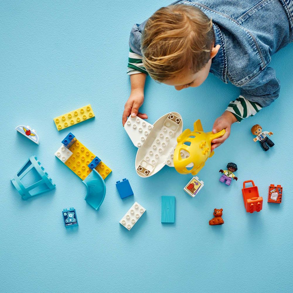 LEGO 10443 First Time at the Airport slika 8