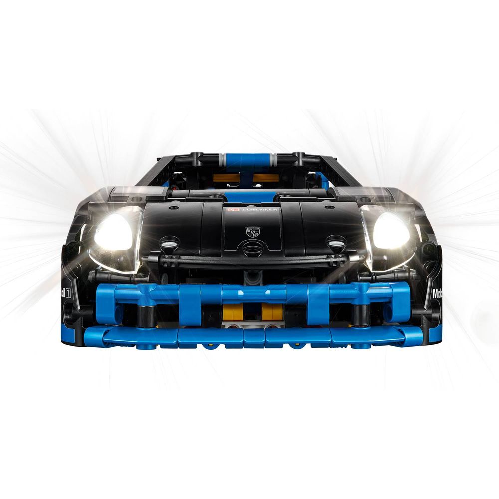 LEGO 42176 Porsche GT4 e-Performance slika 3