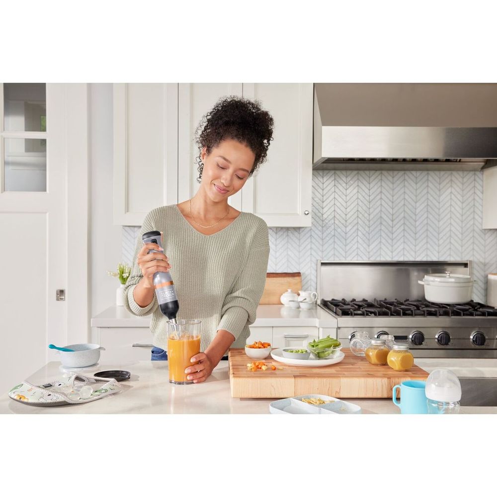 AKU ŠTAPNI BLENDER 7.2V 2Ah Li-Ion 6 NASTAVAKA Black &amp; Decker BCKM1016KSG slika 5