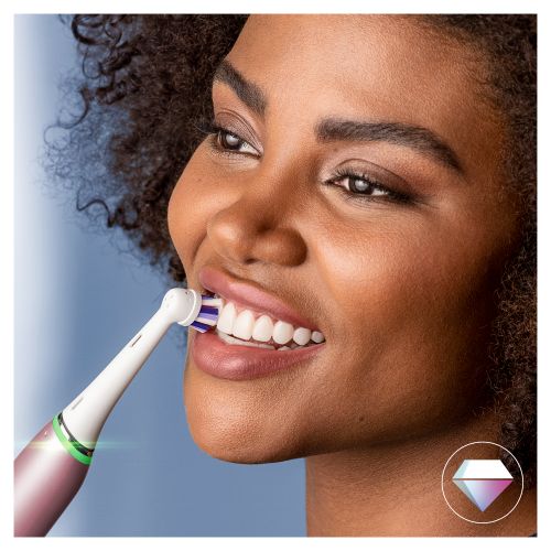 Oral-B iO zamjenske glave radiant white 4ct slika 8