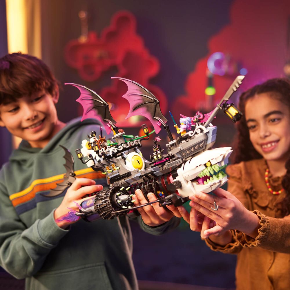 LEGO 71469 Brod Ajkule Noćnih Mora slika 2