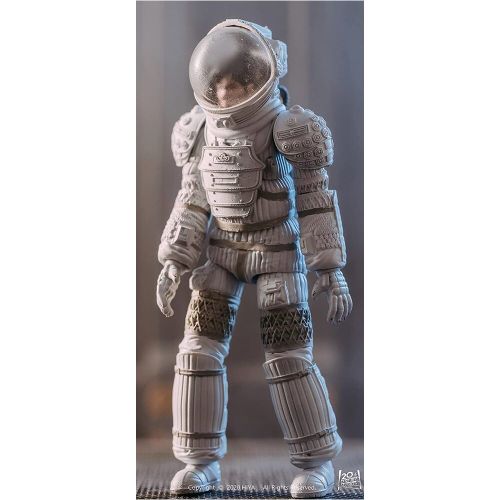 Alien Previews Ripley In Spacesuit Exclusive figure 10cm slika 5