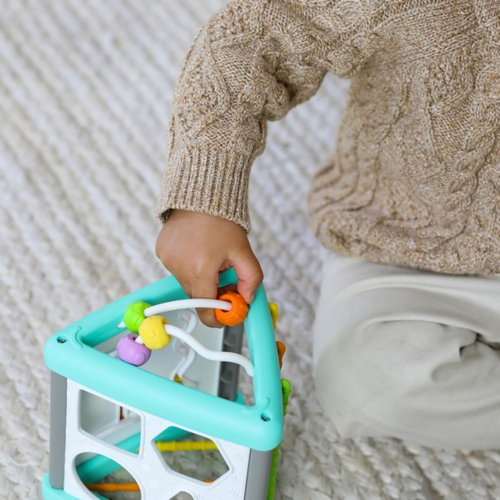 Infantino 315178 Didaktička igračka Triangle & Shape Sorter slika 4