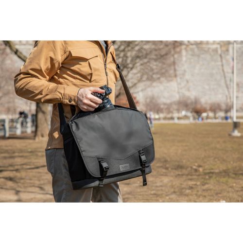 Tenba DNA 16 Slim Messenger Bag — Black slika 9