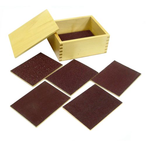 Montesori Taktilne pločice na šmirgl papiru u drvenoj kutiji slika 1