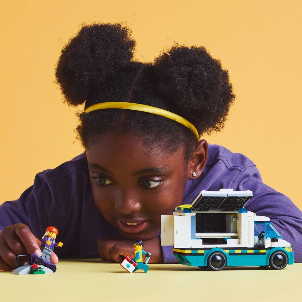 LEGO 60451 Kola hitne pomoći slika 8