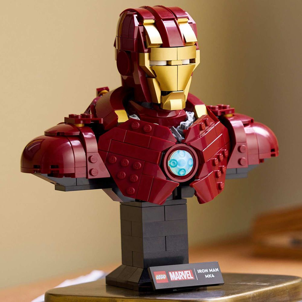 LEGO 76327 Iron Man MK4 Bust slika 7