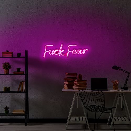 Wallity Ukrasna plastična LED rasvjeta, Fuck Fear - Pink slika 4