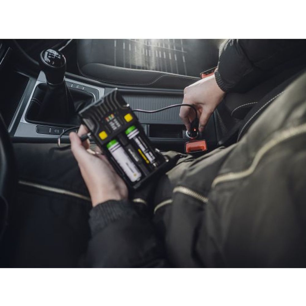 Armytek Univerzalni punjač za baterije Uni C2 slika 11