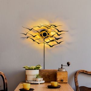 Crna Zidna Lampa sa Letjećim Pticama
