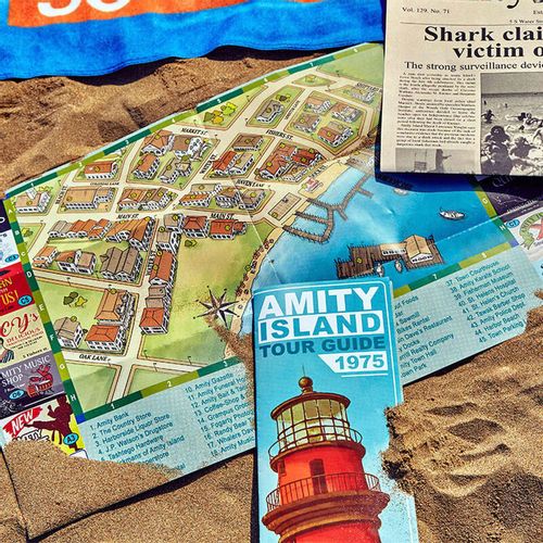 Jaws Amity Island Summer of 75 English Welcome Kit slika 3