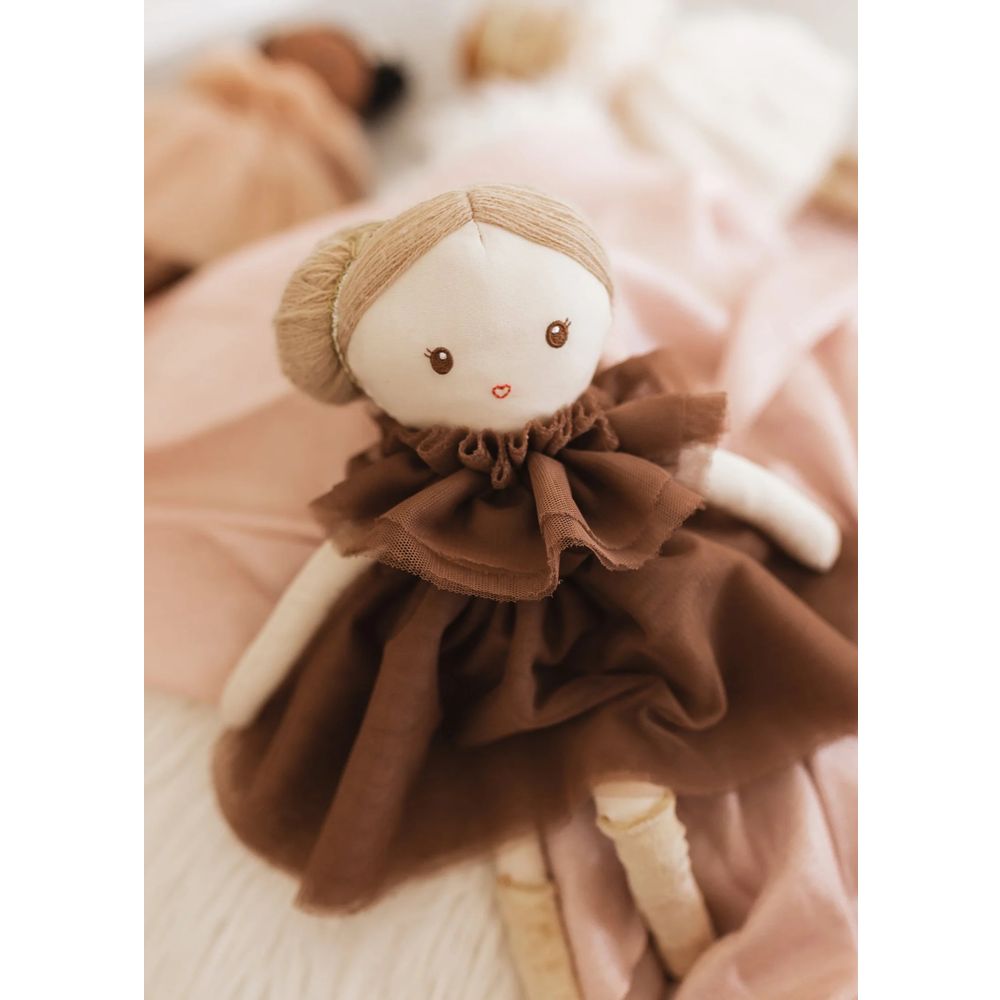 Mrs Ertha Mekana lutka Dollies 35cm, Maggie Lu slika 3
